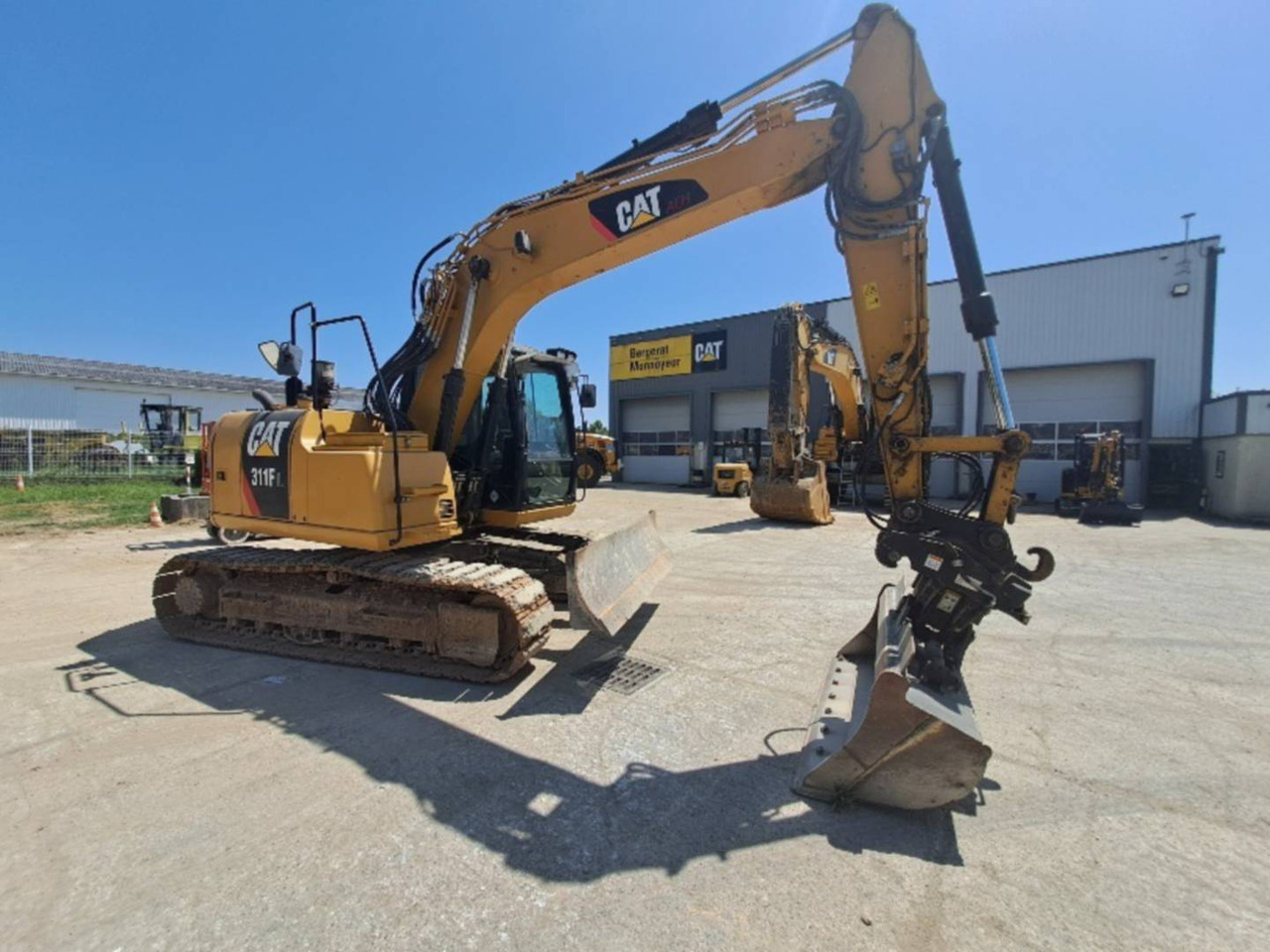 CAT 311F RR - Pelle sur chenille: photos 2 CAT 311F RR - Pelle sur chenille: photos 2