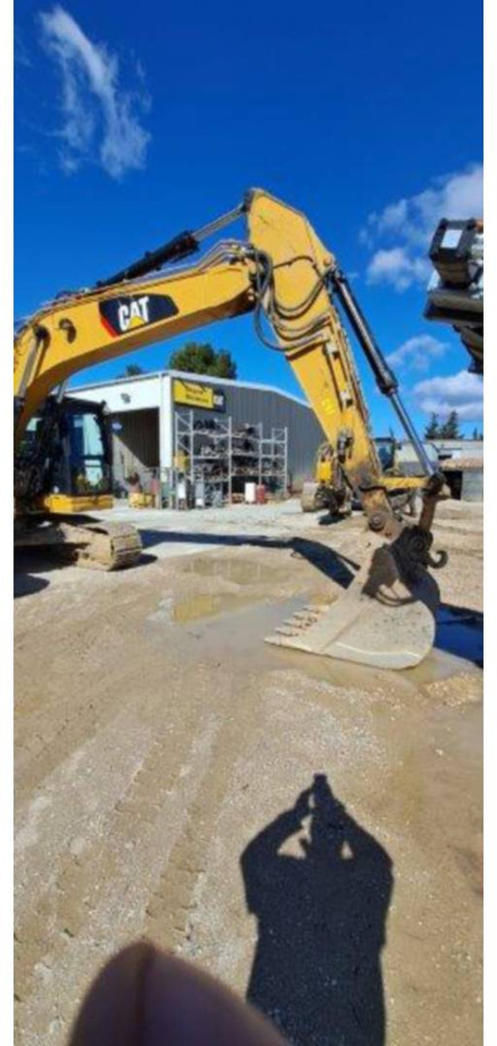 CAT 325F CR - Pelle sur chenille: photos 4 CAT 325F CR - Pelle sur chenille: photos 4