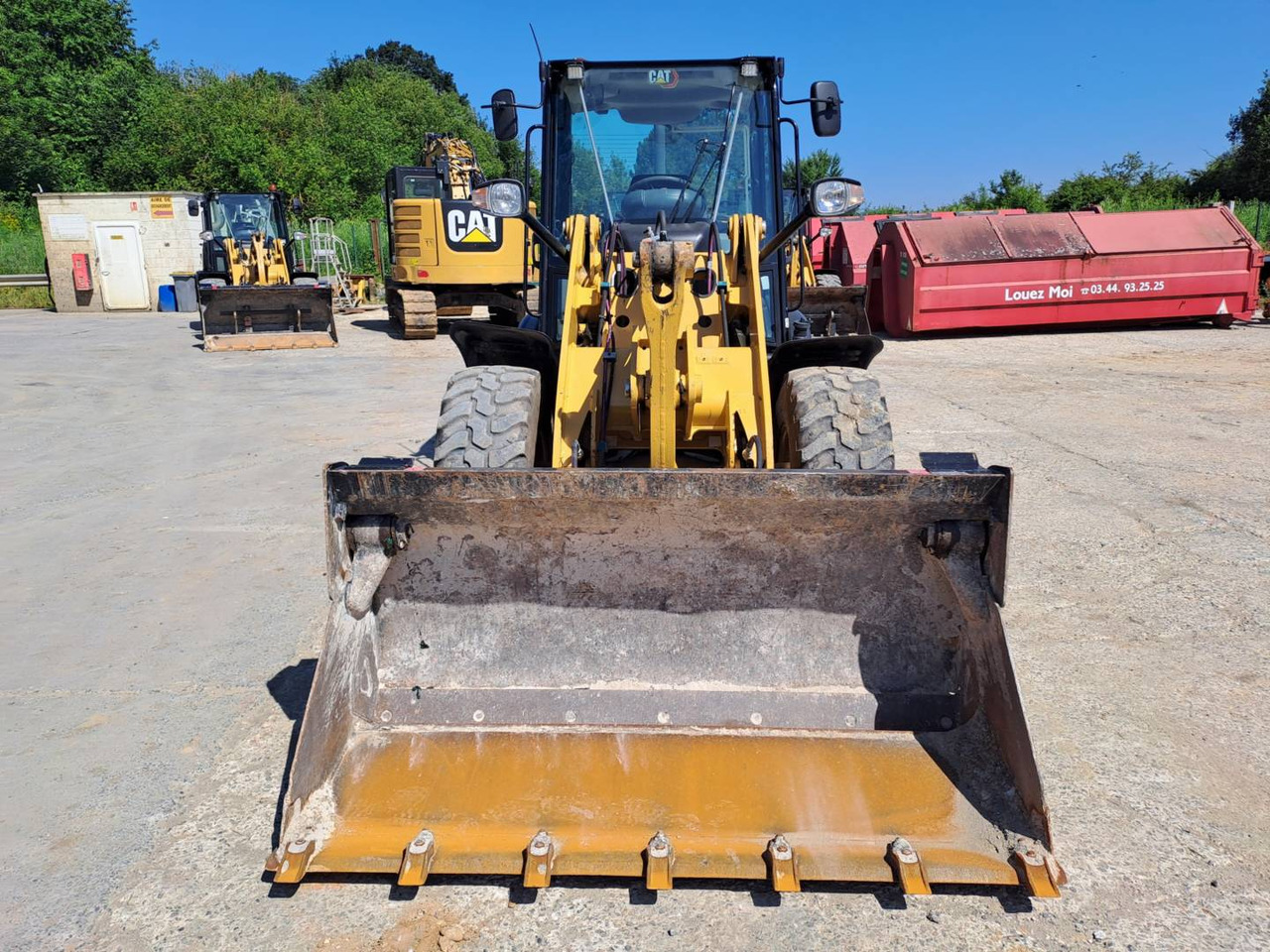 CAT 906M - Chargeuse sur pneus: photos 3 CAT 906M - Chargeuse sur pneus: photos 3