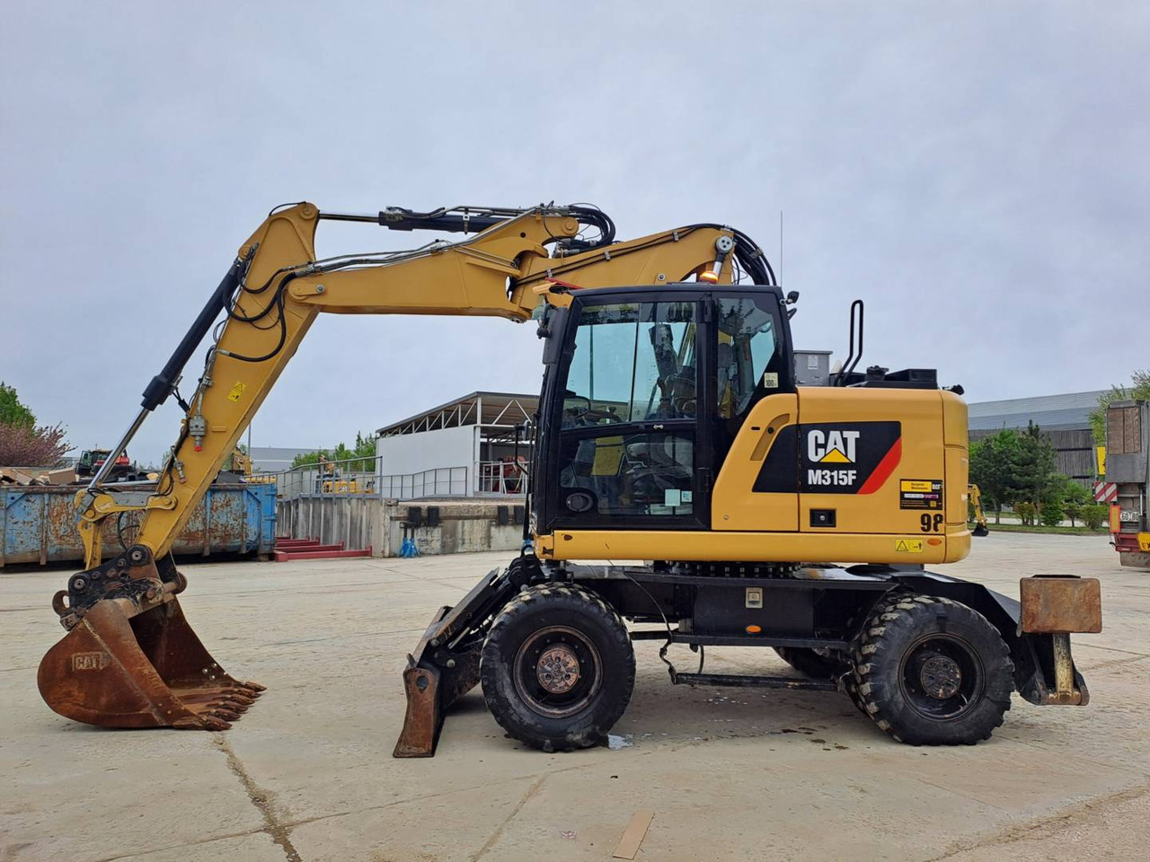 CAT M315F IVC - Pelle sur pneus: photos 5 CAT M315F IVC - Pelle sur pneus: photos 5
