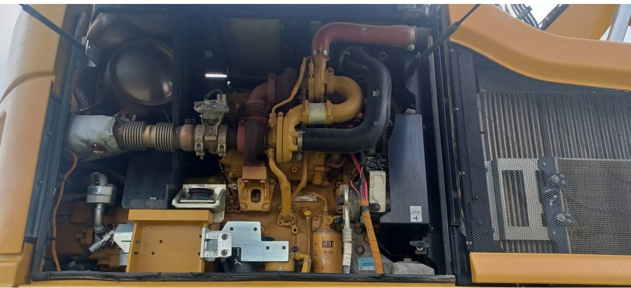 Pelle sur pneus CAT M315F IVC: photos 15