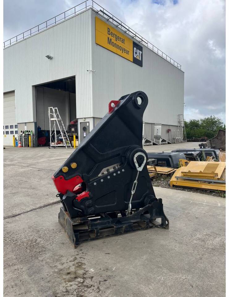 CAT MP324.J1B.CC - Cisaille de démolition pour Engins de chantier: photos 1 CAT MP324.J1B.CC - Cisaille de démolition pour Engins de chantier: photos 1
