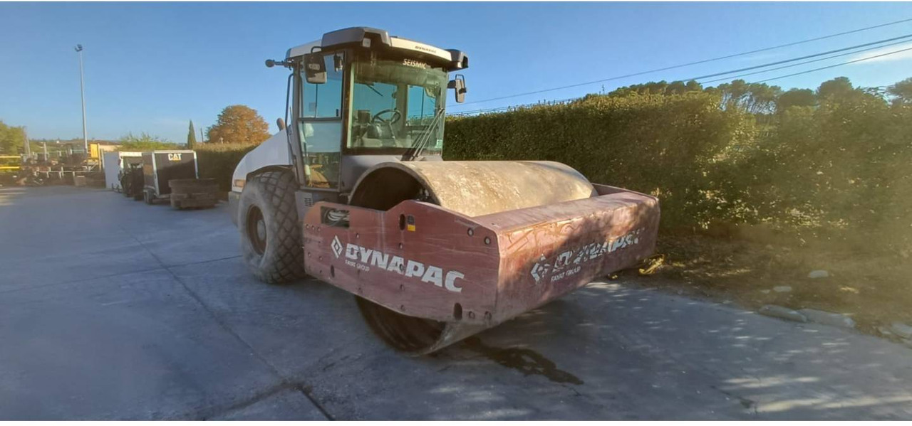 DYNAPAC CA6000D - Compacteur à pieds de mouton/ Monocylindre: photos 1 DYNAPAC CA6000D - Compacteur à pieds de mouton/ Monocylindre: photos 1
