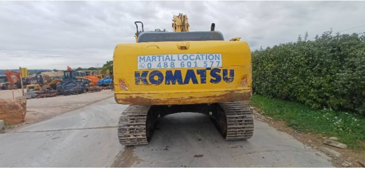 KOMATSU HB215LC2 - Pelle sur chenille: photos 3 KOMATSU HB215LC2 - Pelle sur chenille: photos 3