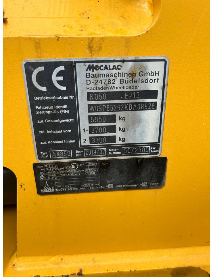 Chargeuse sur pneus MECALAC AX850: photos 6