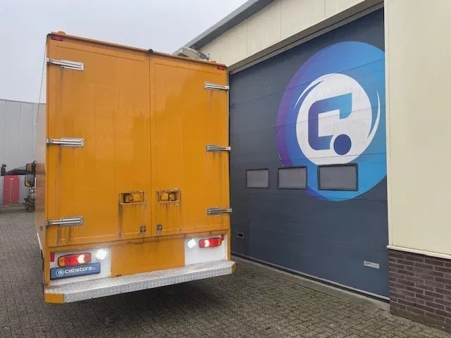 DAF LF 45.160 4x2 Euro 5 EEV - Year 2008 - Mobiele werkplaats - Bakwagen - Closed box - Km 268.123 - Camion fourgon: photos 5 DAF LF 45.160 4x2 Euro 5 EEV - Year 2008 - Mobiele werkplaats - Bakwagen - Closed box - Km 268.123 - Camion fourgon: photos 5