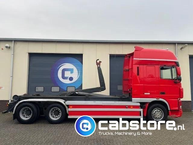DAF XF 105 .460 FAS Euro 5 - 25 ton's Haakarmsysteem - Hooklift - Abrolkipper - Year 2006 - ANALOG TACHO - Camion ampliroll: photos 2 DAF XF 105 .460 FAS Euro 5 - 25 ton's Haakarmsysteem - Hooklift - Abrolkipper - Year 2006 - ANALOG TACHO - Camion ampliroll: photos 2