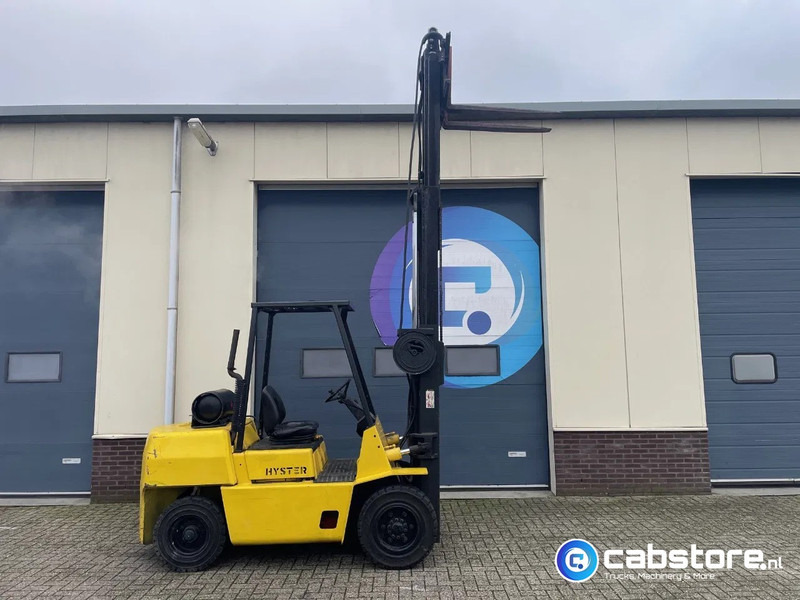 Hyster H4.00 XLS-6 hef truck - Forklift - Gabelstapler - Good condition - Chariot élévateur à gaz: photos 2 Hyster H4.00 XLS-6 hef truck - Forklift - Gabelstapler - Good condition - Chariot élévateur à gaz: photos 2