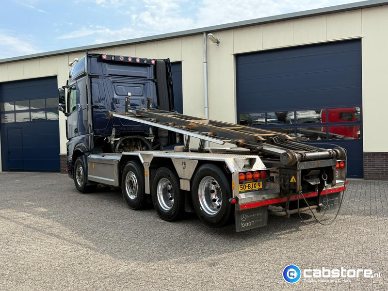 Mercedes-Benz ACTROS 3663 Euro 6 - 8x2 - RETARDER - Bouwjaar 09-2017 - 30 Ton's Container Kabelsysteem - Km 476.892 - Good condition - Camion - système de câble: photos 5 Mercedes-Benz ACTROS 3663 Euro 6 - 8x2 - RETARDER - Bouwjaar 09-2017 - 30 Ton's Container Kabelsysteem - Km 476.892 - Good condition - Camion - système de câble: photos 5