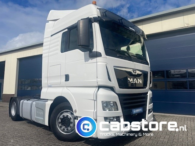 MAN TGX 18.420 4x2 Euro 6 MAN TGX 18.420 4x2 BLS Euro 6 - XLX Cabine - WB 360 - Bouwjaar 2018 - Km 681.675 - Good condition! - Tracteur routier: photos 1 MAN TGX 18.420 4x2 Euro 6 MAN TGX 18.420 4x2 BLS Euro 6 - XLX Cabine - WB 360 - Bouwjaar 2018 - Km 681.675 - Good condition! - Tracteur routier: photos 1