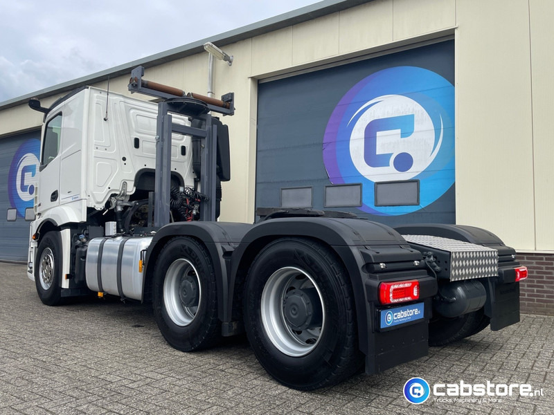 Mercedes-Benz Actros 3363 6x4 SLT Euro 6 3363 6x4 SLT Euro 6 - Zwaartransport - Heavy Load - Schwertransporte - 140 Ton - Year 2024 - Km 35.788 !! - Turbo Retarder Clutch - LIKE NEW !! - Tracteur routier: photos 3 Mercedes-Benz Actros 3363 6x4 SLT Euro 6 3363 6x4 SLT Euro 6 - Zwaartransport - Heavy Load - Schwertransporte - 140 Ton - Year 2024 - Km 35.788 !! - Turbo Retarder Clutch - LIKE NEW !! - Tracteur routier: photos 3