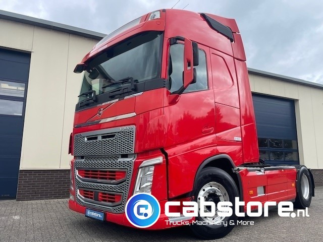 Volvo FH 500 4x2 Euro 6 - Globetrotter - VEB+ Brake - Hydraulic unit - Bouwjaar 2013 - Tracteur routier: photos 2 Volvo FH 500 4x2 Euro 6 - Globetrotter - VEB+ Brake - Hydraulic unit - Bouwjaar 2013 - Tracteur routier: photos 2