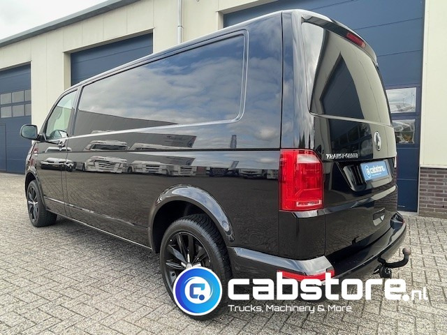 Volkswagen Transporter T6 2.0 TDI Euro 6 - Bouwjaar 2017 - Gesloten bestelwagen - DSG 7 - L2-H1 - Achterklep - 18 Inch velgen - Fourgonnette: photos 3 Volkswagen Transporter T6 2.0 TDI Euro 6 - Bouwjaar 2017 - Gesloten bestelwagen - DSG 7 - L2-H1 - Achterklep - 18 Inch velgen - Fourgonnette: photos 3