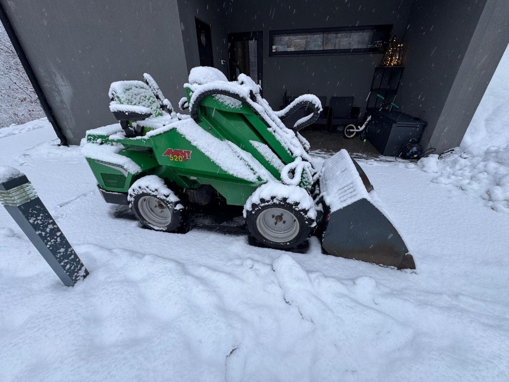 Avant 520+ - Valet de ferme: photos 1 Avant 520+ - Valet de ferme: photos 1