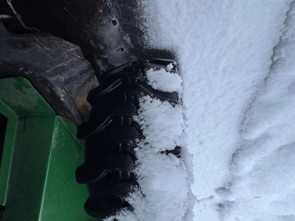 Avant 520+ - Valet de ferme: photos 3 Avant 520+ - Valet de ferme: photos 3