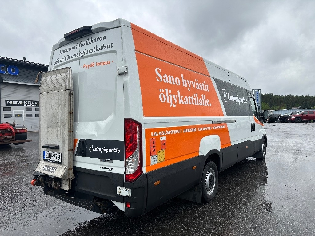 Iveco Daily 35S16 - Fourgon utilitaire: photos 3 Iveco Daily 35S16 - Fourgon utilitaire: photos 3