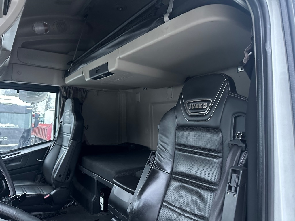 Iveco X-Way 560 8x2  en crédit-bail Iveco X-Way 560 8x2: photos 9