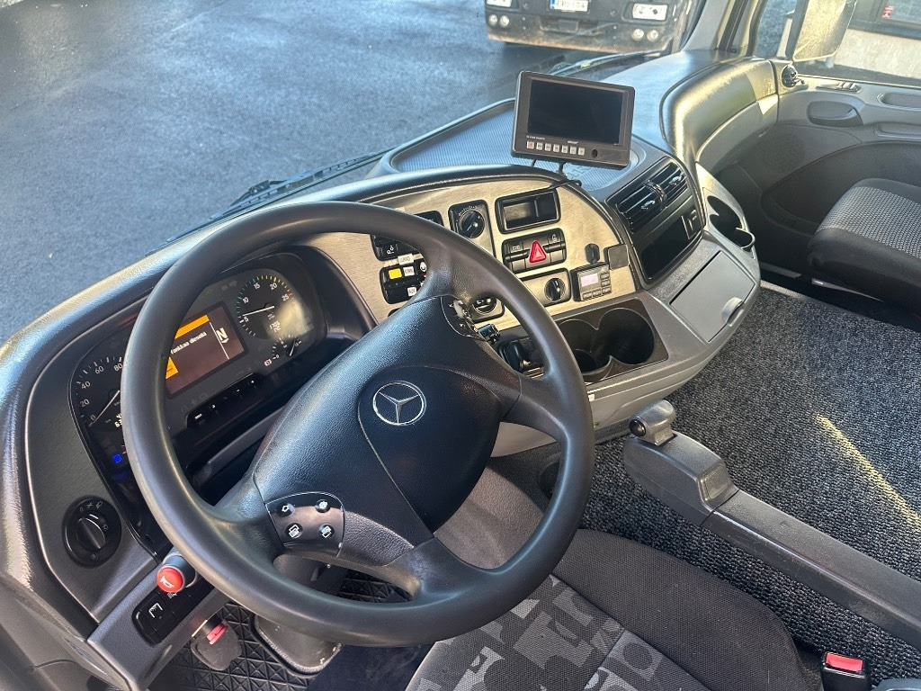 Mercedes-Benz Actros 2545 L 6x2 en crédit-bail Mercedes-Benz Actros 2545 L 6x2: photos 19 Mercedes-Benz Actros 2545 L 6x2 en crédit-bail Mercedes-Benz Actros 2545 L 6x2: photos 19