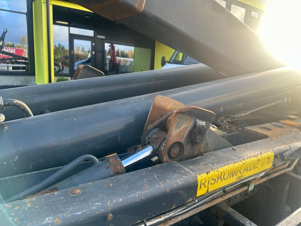 Mercedes-Benz Actros 2545 L 6x2 en crédit-bail Mercedes-Benz Actros 2545 L 6x2: photos 9 Mercedes-Benz Actros 2545 L 6x2 en crédit-bail Mercedes-Benz Actros 2545 L 6x2: photos 9