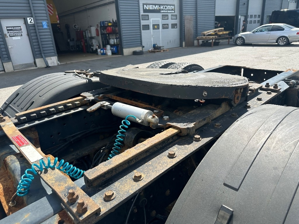 Tracteur routier Iveco Stralis AS440S560 6x2: photos 10