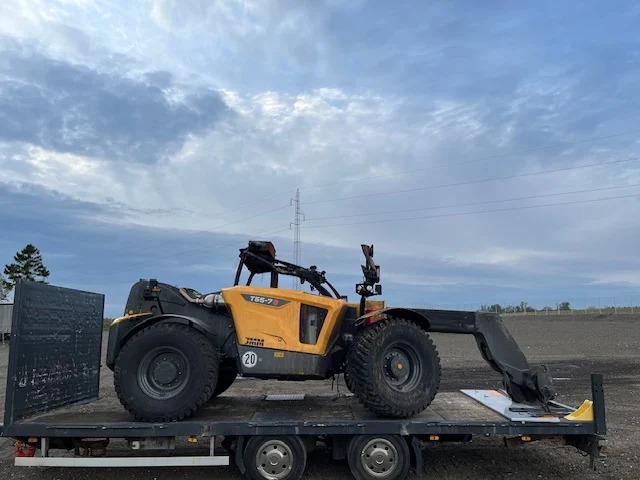 LIEBHERR T55-7S - Chariot télescopique: photos 3 LIEBHERR T55-7S - Chariot télescopique: photos 3