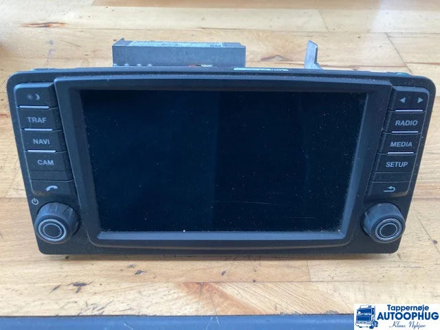 MAN 81.28100-6037 Radio - Système électrique pour Camion: photos 1 MAN 81.28100-6037 Radio - Système électrique pour Camion: photos 1