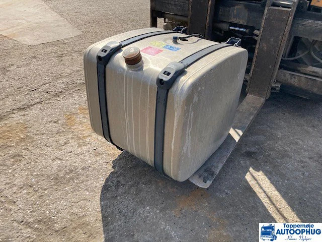 Scania Brandstof tank P/N: 1517304 / 1871188 - Réservoir de carburant pour Camion: photos 1 Scania Brandstof tank P/N: 1517304 / 1871188 - Réservoir de carburant pour Camion: photos 1