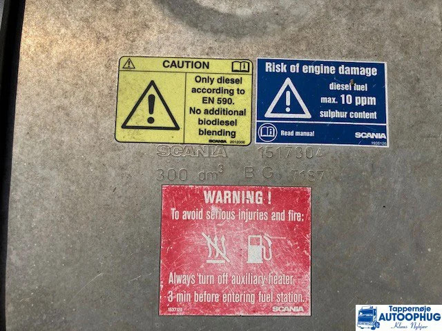 Scania Brandstof tank P/N: 1517304 / 1871188 - Réservoir de carburant pour Camion: photos 3 Scania Brandstof tank P/N: 1517304 / 1871188 - Réservoir de carburant pour Camion: photos 3