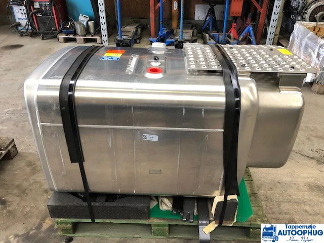 Scania Tank 540 P/N: 2132703 - Réservoir de carburant pour Camion: photos 3 Scania Tank 540 P/N: 2132703 - Réservoir de carburant pour Camion: photos 3