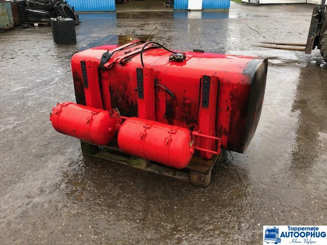 Scania brændstoftank 700L P/N: 1871192 / 1517309 - Réservoir de carburant pour Camion: photos 2 Scania brændstoftank 700L P/N: 1871192 / 1517309 - Réservoir de carburant pour Camion: photos 2