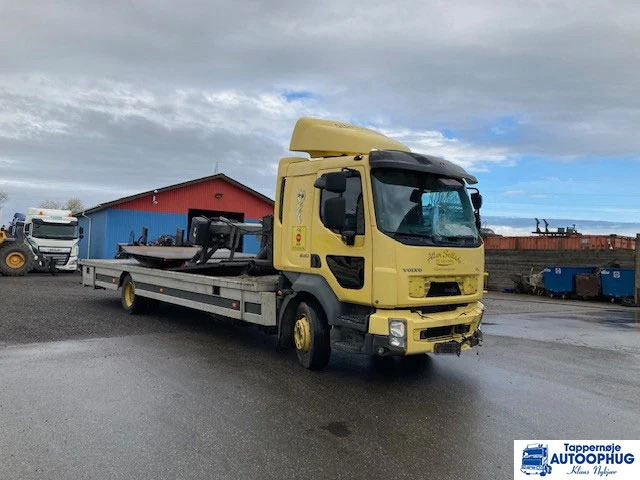 Volvo FL240 - Camion plateau: photos 2 Volvo FL240 - Camion plateau: photos 2