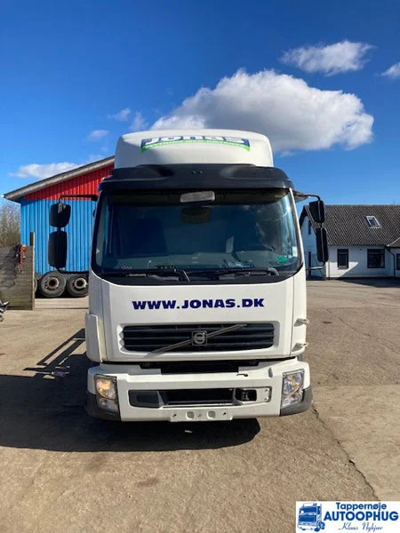 Volvo FL240 euro5 - Camion plateau: photos 1 Volvo FL240 euro5 - Camion plateau: photos 1