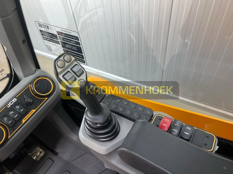 Chariot télescopique JCB TLT 35-26 D 4x4: photos 13