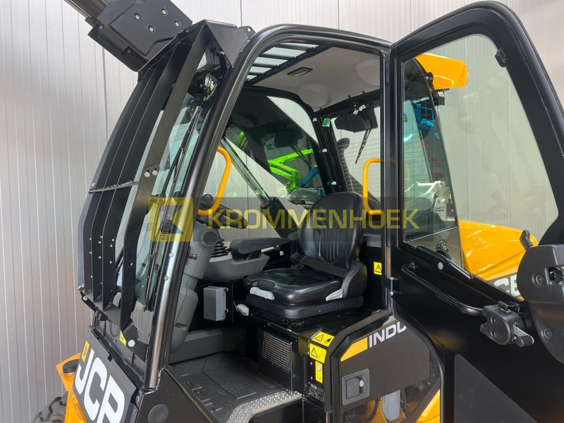 Chariot télescopique JCB TLT 35-26 D 4x4: photos 10