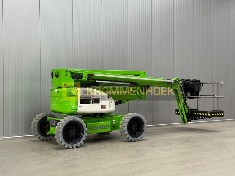 Nifty Lift HR 17 Hybrid 4x4 - Nacelle articulée: photos 4 Nifty Lift HR 17 Hybrid 4x4 - Nacelle articulée: photos 4