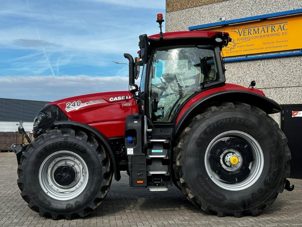 Case IH PUMA 240CVX, AFS Connect, 2024, frontlinkage, GPS! - Tracteur agricole: photos 5 Case IH PUMA 240CVX, AFS Connect, 2024, frontlinkage, GPS! - Tracteur agricole: photos 5