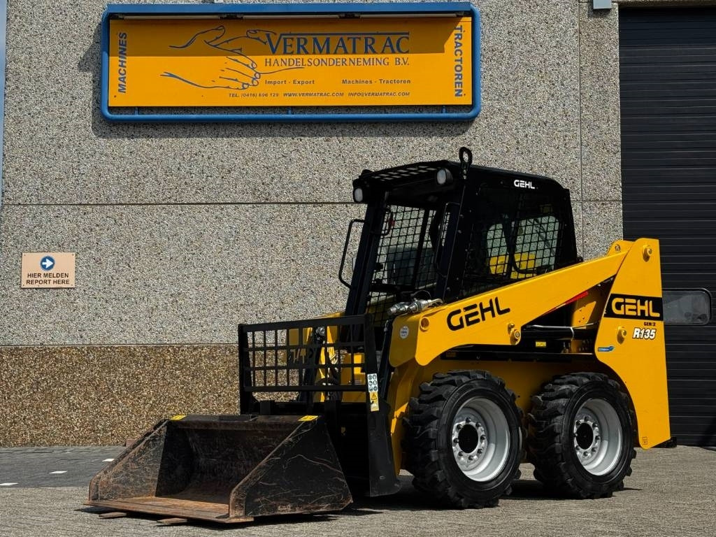 Mini chargeuse Gehl R135 / Manitou 1350R Skid Steer, 2022: photos 26