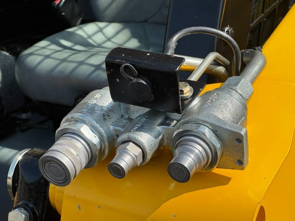 Mini chargeuse Gehl R135 / Manitou 1350R Skid Steer, 2022: photos 23