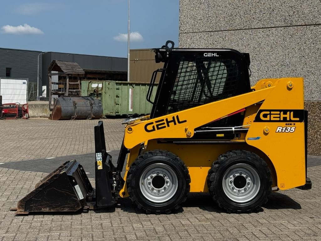 Mini chargeuse Gehl R135 / Manitou 1350R Skid Steer, 2022: photos 27