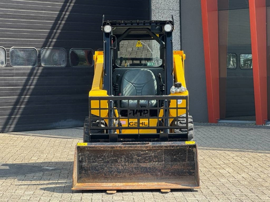 Mini chargeuse Gehl R135 / Manitou 1350R Skid Steer, 2022: photos 28