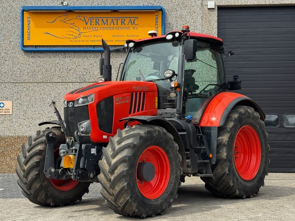 Kubota M7173 P-KVT, GPS RTK, frontlinkage + PTO, 2021!! - Tracteur agricole: photos 1 Kubota M7173 P-KVT, GPS RTK, frontlinkage + PTO, 2021!! - Tracteur agricole: photos 1