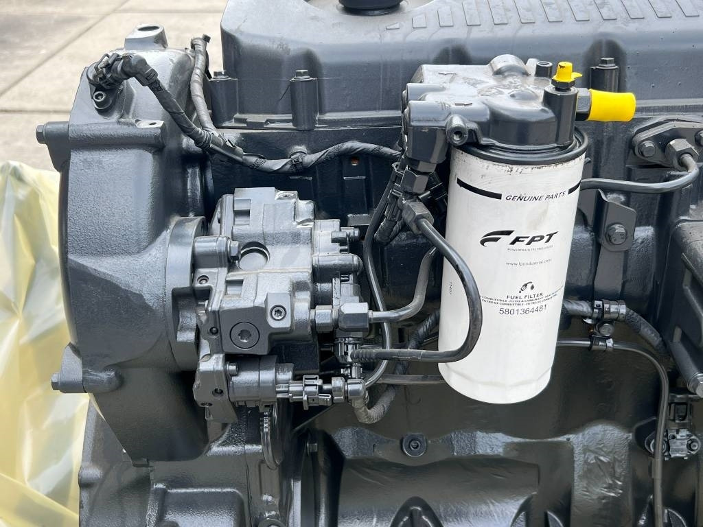 New Holland Engine - FPT Cursor 9 - F2CE9684A  en crédit-bail New Holland Engine - FPT Cursor 9 - F2CE9684A: photos 11