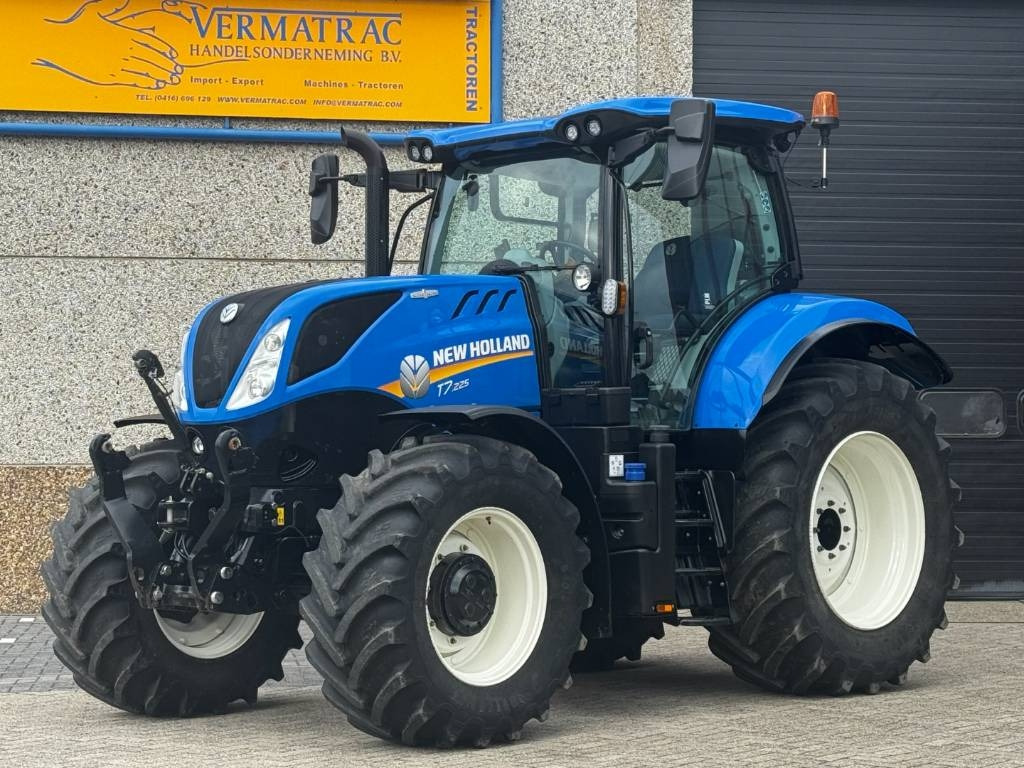 New Holland T7.225AC, frontlinkage, airbrakes, 50k, 2023!! - Tracteur agricole: photos 1 New Holland T7.225AC, frontlinkage, airbrakes, 50k, 2023!! - Tracteur agricole: photos 1