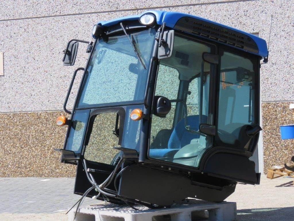 New Holland TK - Cabine pour Machine agricole: photos 2 New Holland TK - Cabine pour Machine agricole: photos 2
