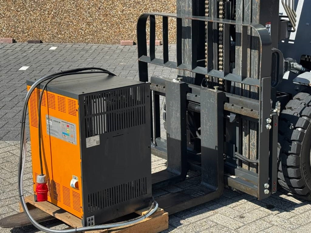 Still RCE35, 2023, 442 hours! - Chariot élévateur électrique: photos 3 Still RCE35, 2023, 442 hours! - Chariot élévateur électrique: photos 3