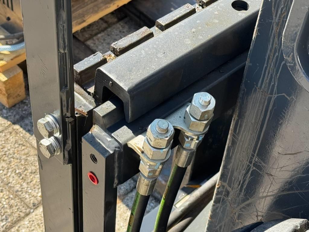 Still RCE35, 2023, 442 hours! - Chariot élévateur électrique: photos 5 Still RCE35, 2023, 442 hours! - Chariot élévateur électrique: photos 5