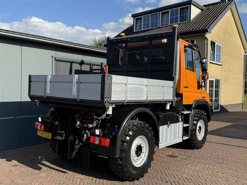 Mercedes-Benz Unimog U 218 Kipper 3 Seats 4WD AGRI Euro 6 - Camion: photos 3 Mercedes-Benz Unimog U 218 Kipper 3 Seats 4WD AGRI Euro 6 - Camion: photos 3