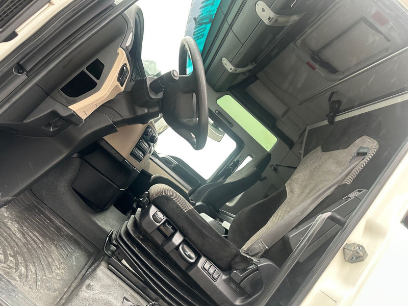 MAN TGX 18.500 - Tracteur routier: photos 5 MAN TGX 18.500 - Tracteur routier: photos 5