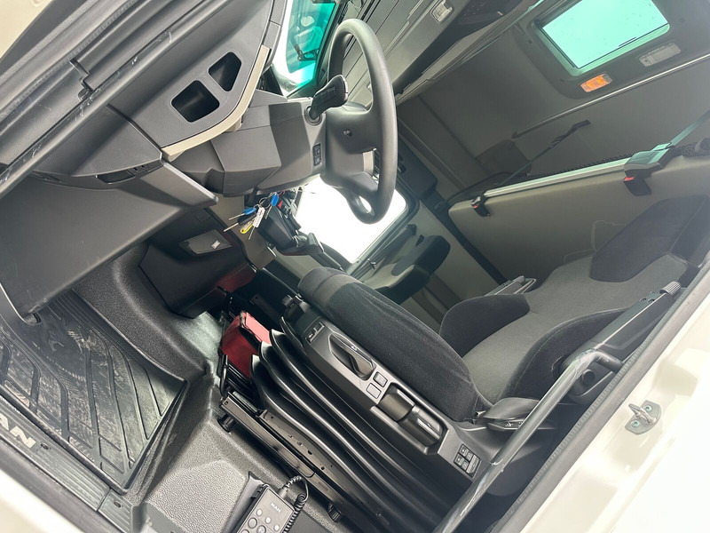 MAN TGX 18.510 4X2 Klima Intrader ACC - Tracteur routier: photos 5 MAN TGX 18.510 4X2 Klima Intrader ACC - Tracteur routier: photos 5