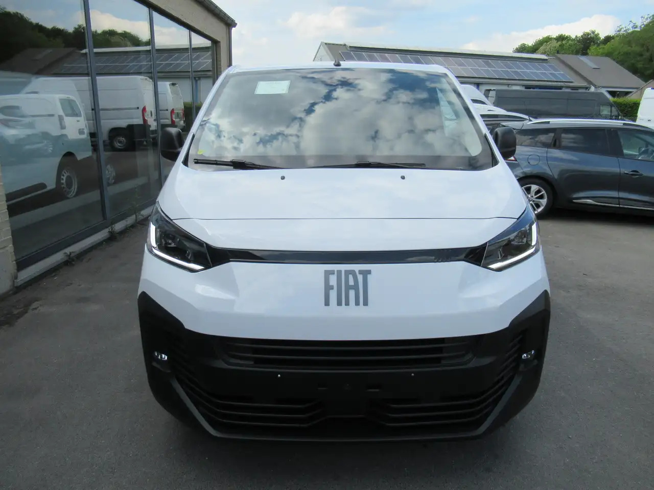Fiat Scudo L3,bte auto, 145cv, neuf, 25900€+TVA - Fourgon utilitaire: photos 3 Fiat Scudo L3,bte auto, 145cv, neuf, 25900€+TVA - Fourgon utilitaire: photos 3